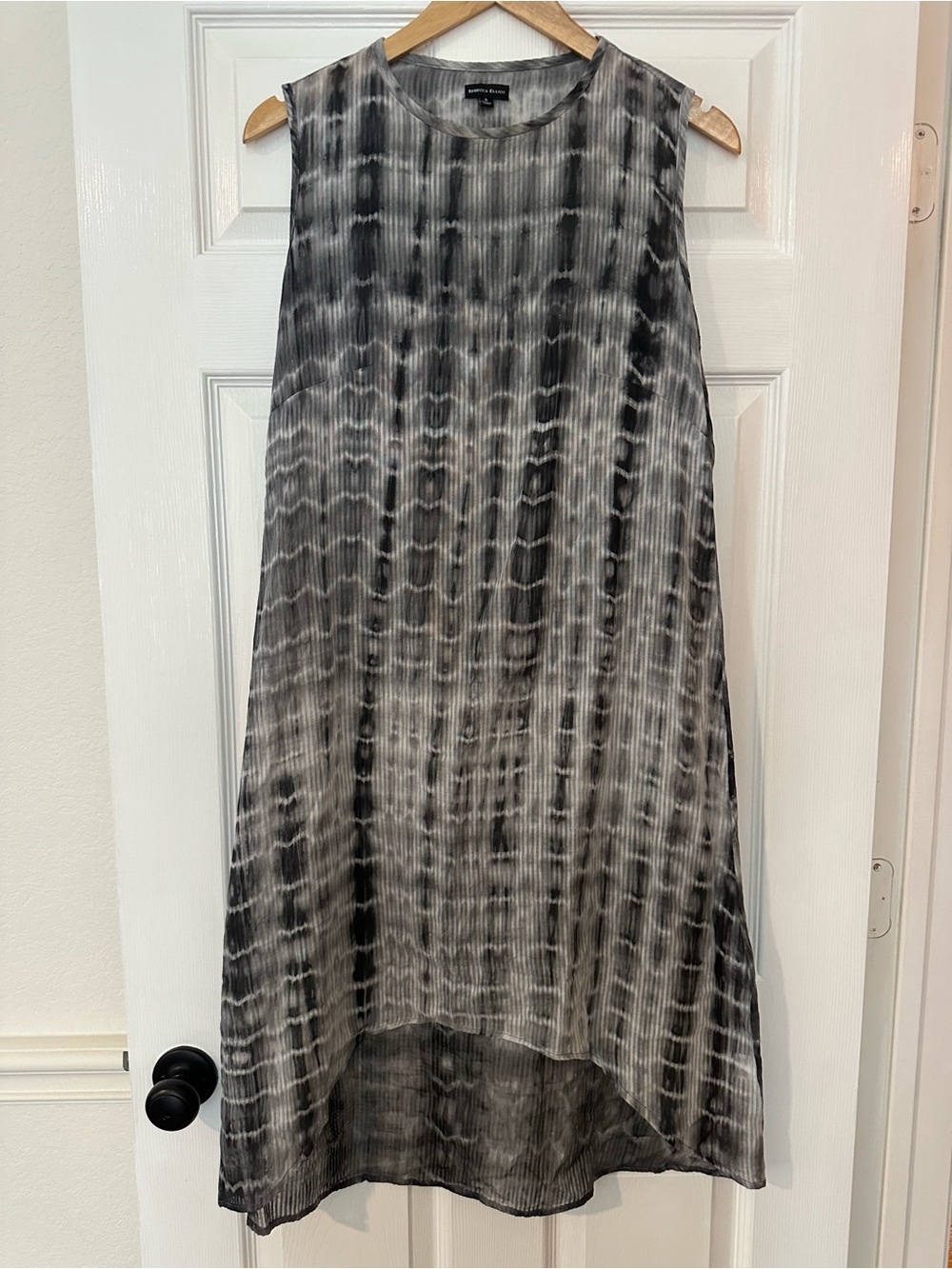 Rebecca Elliot Sleeveless Black & Gray Tie-Dye Midi dress